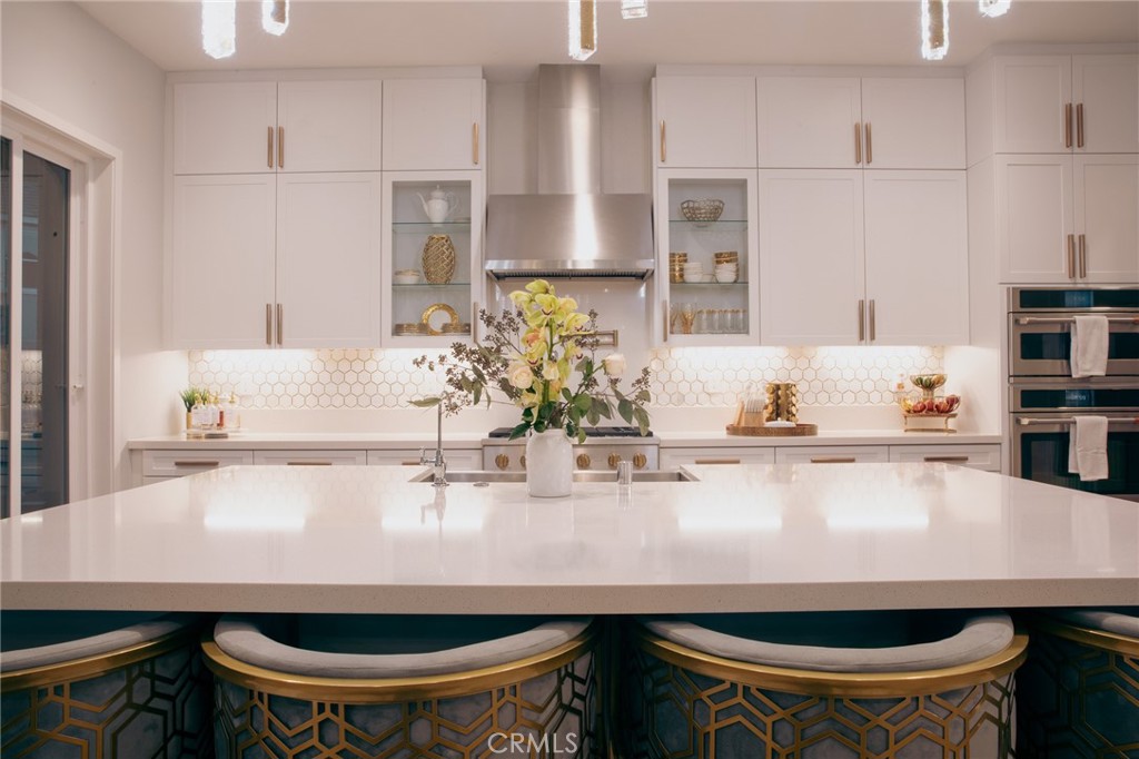 28618 Bloom Lane Saugus, CA 91350 - Photo 6 of 43