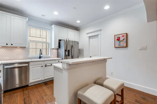 $3,200 | 1600 Abrams Road, Unit 46, Dallas, TX 75214