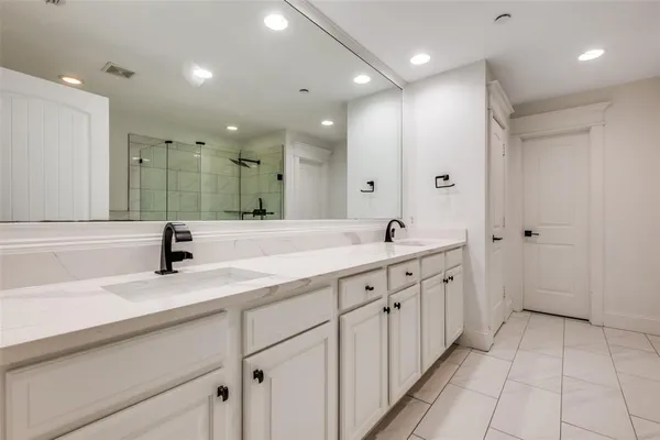 $3,200 | 1600 Abrams Road, Unit 46, Dallas, TX 75214