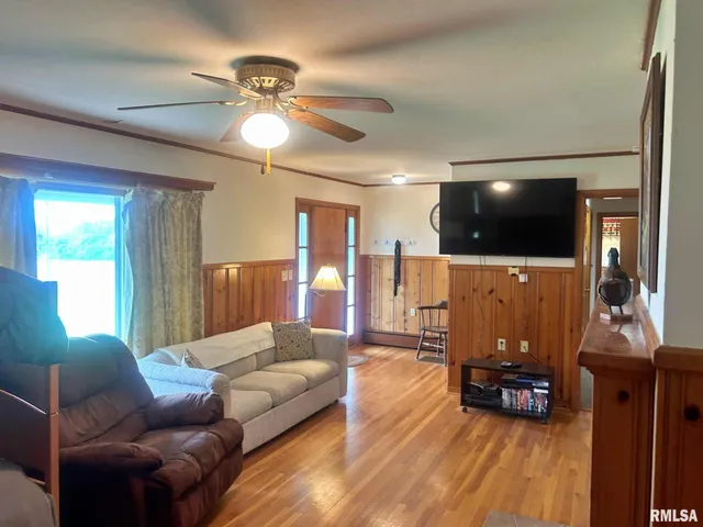 $155,000 | 109 Patton Drive, Elizabethtown, IL 62931