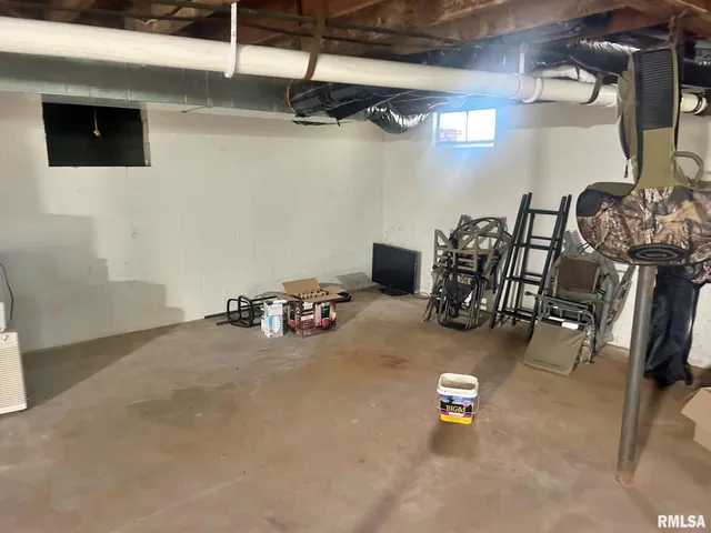 $155,000 | 109 Patton Drive, Elizabethtown, IL 62931