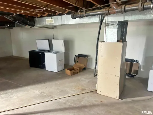 $155,000 | 109 Patton Drive, Elizabethtown, IL 62931