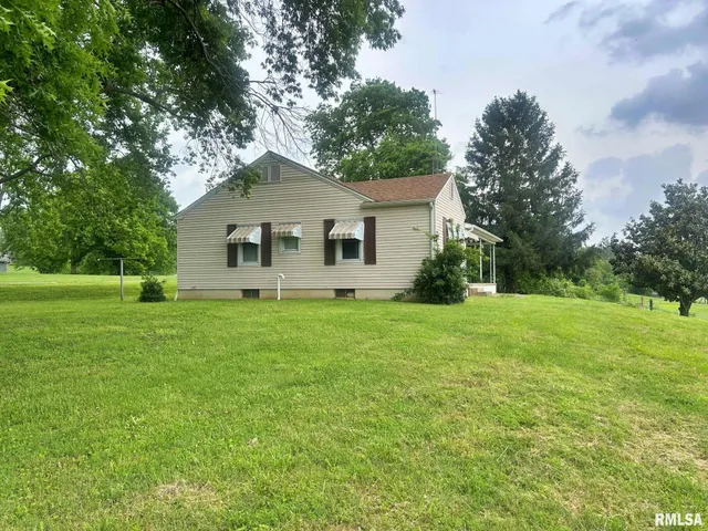 $155,000 | 109 Patton Drive, Elizabethtown, IL 62931