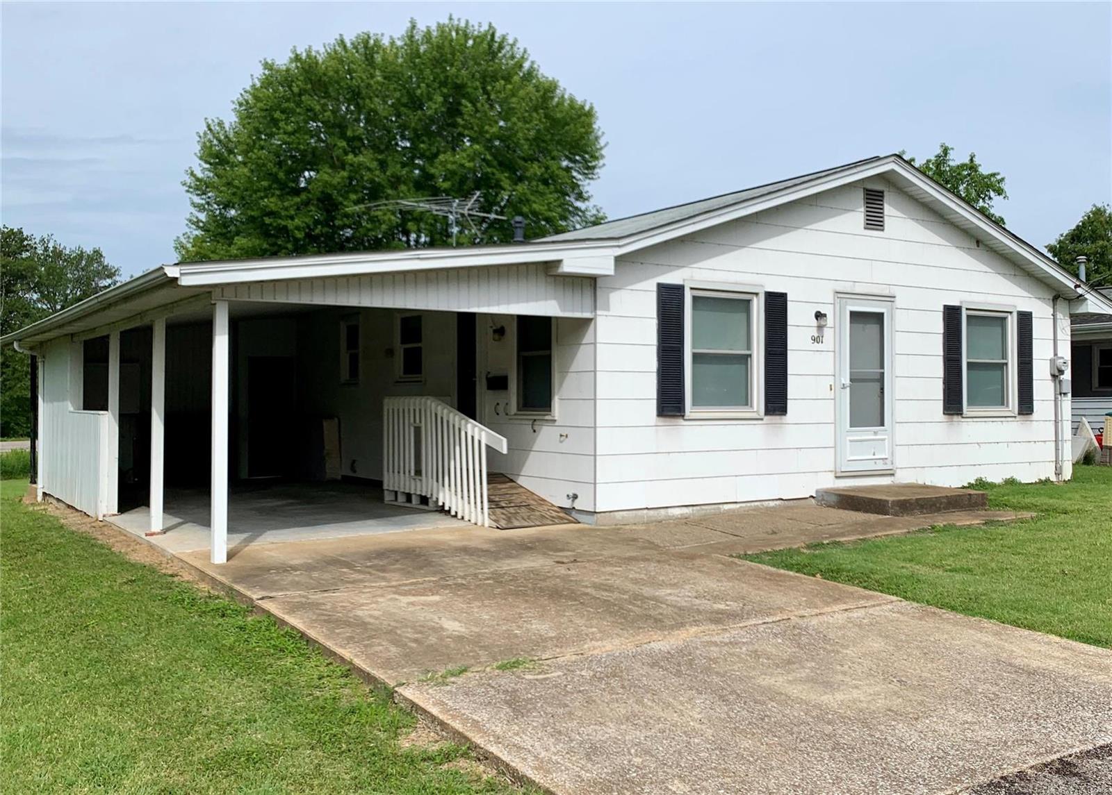 901 Stiening Street Waterloo, IL 62298 - Photo 1 of 22 Gallery Image 1