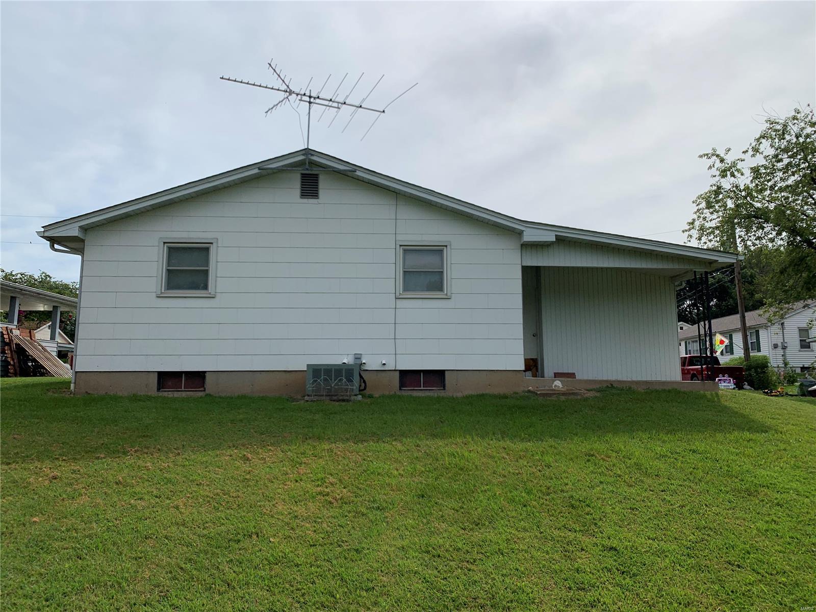 901 Stiening Street Waterloo, IL 62298 - Photo 14 of 22 Gallery Image 14