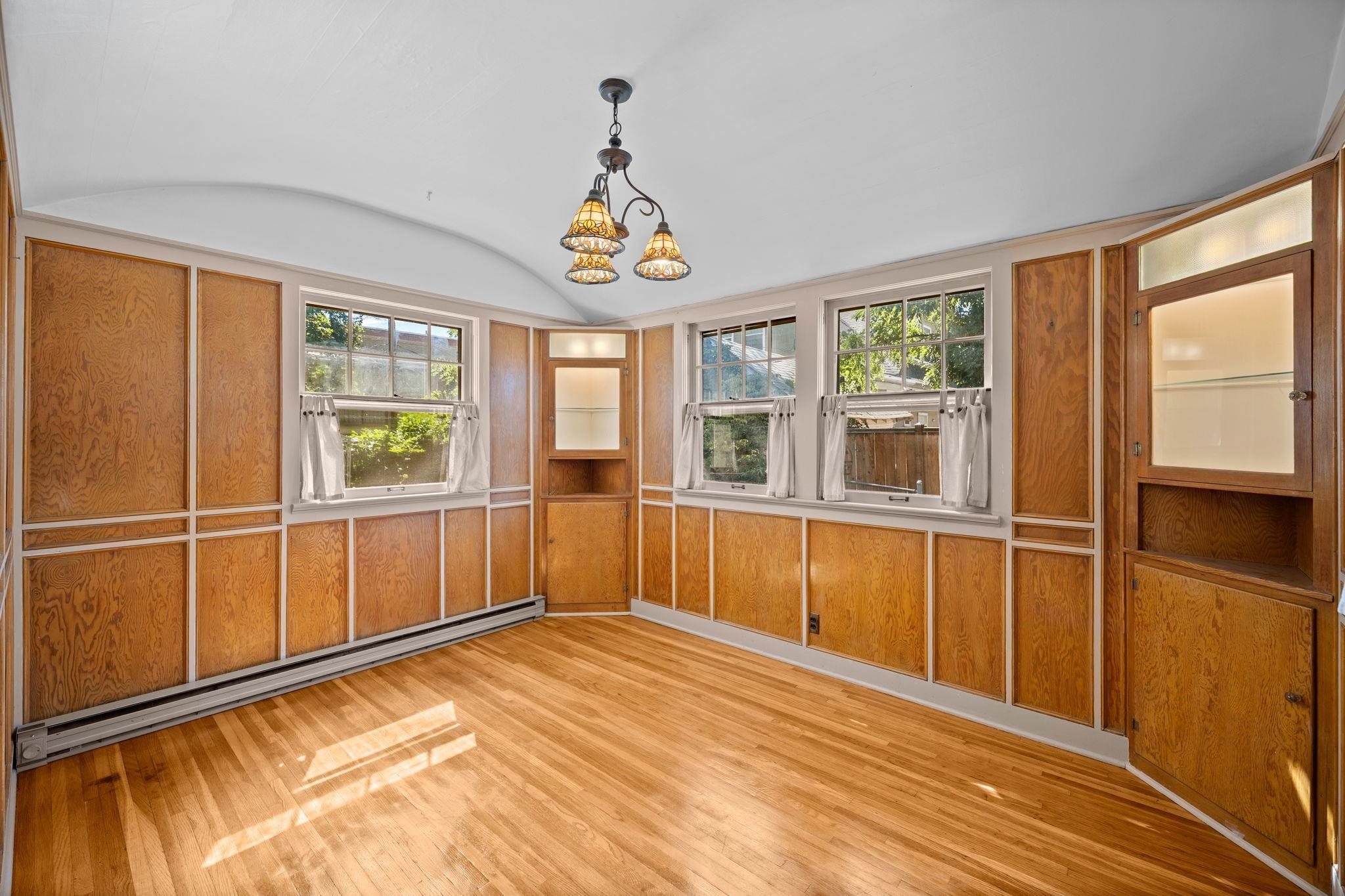 147 South Elm Street Spokane, WA 99201 - Photo 9 of 36