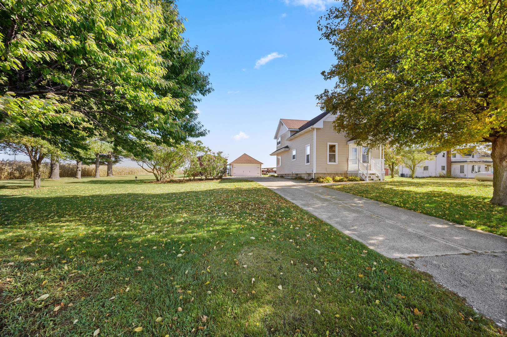 29290 Glidden Road Kingston, IL 60145 - Photo 2 of 38 a view of yard with green space and trees
