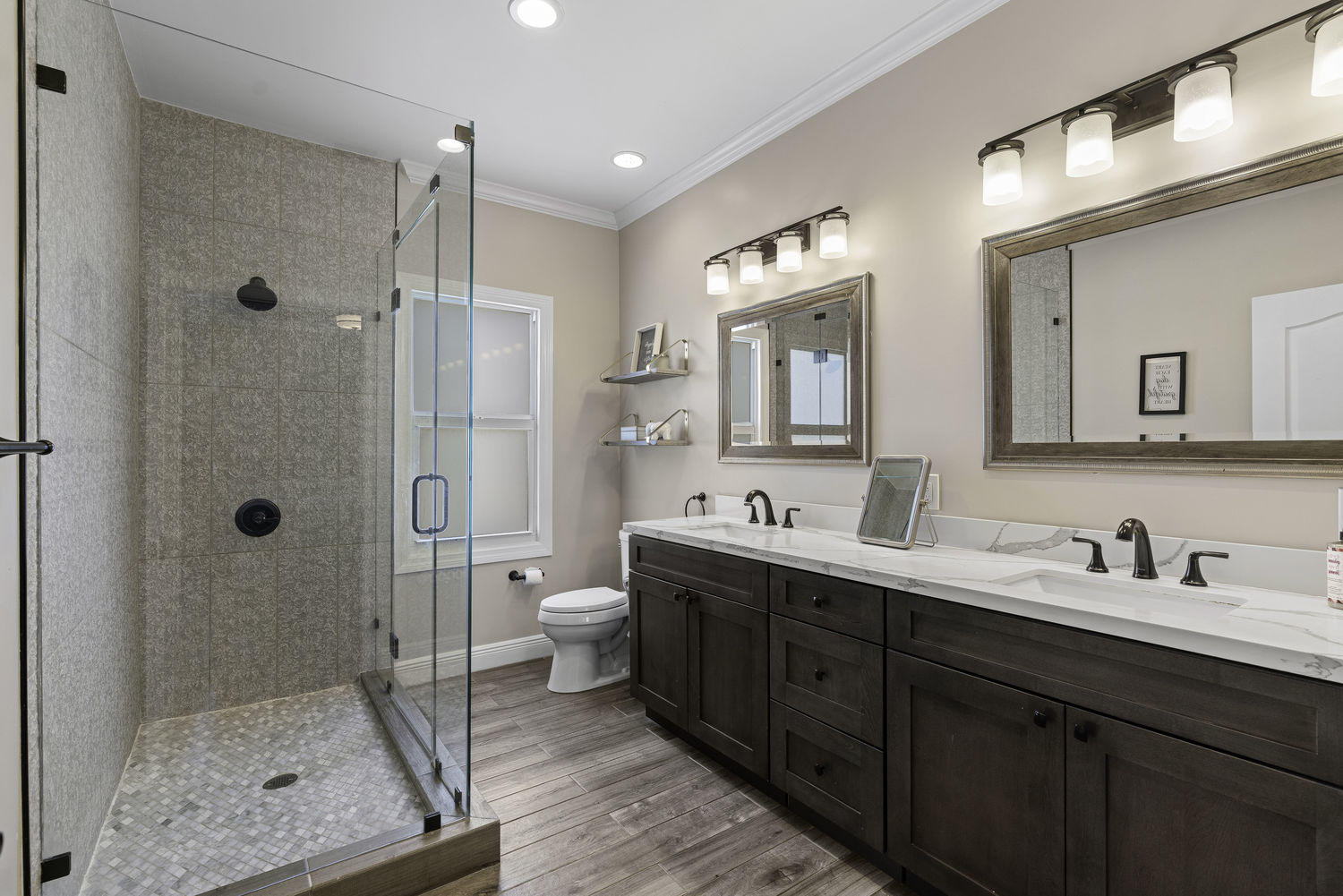 502 38th Street West Palm Beach, FL 33407 - Photo 20 of 30 Master bath.