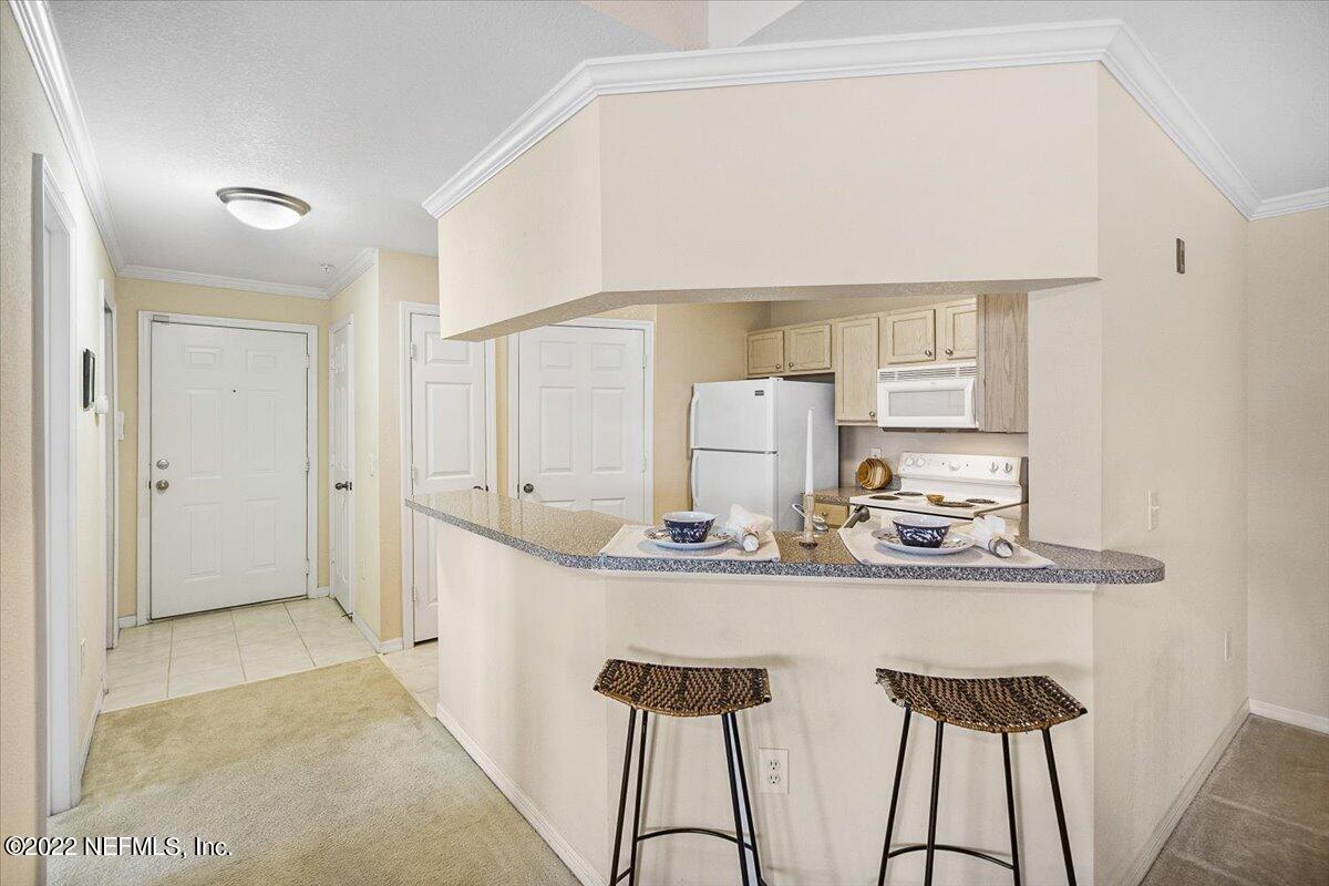 7800 Point Meadows Drive, Unit 1336 Jacksonville, FL 32256 - Photo 7 of 20 14-7800 Point Meadows Dr (14)