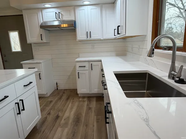 $209,000 | 8051 North Cardinal Road, Walkerton, IN 46574