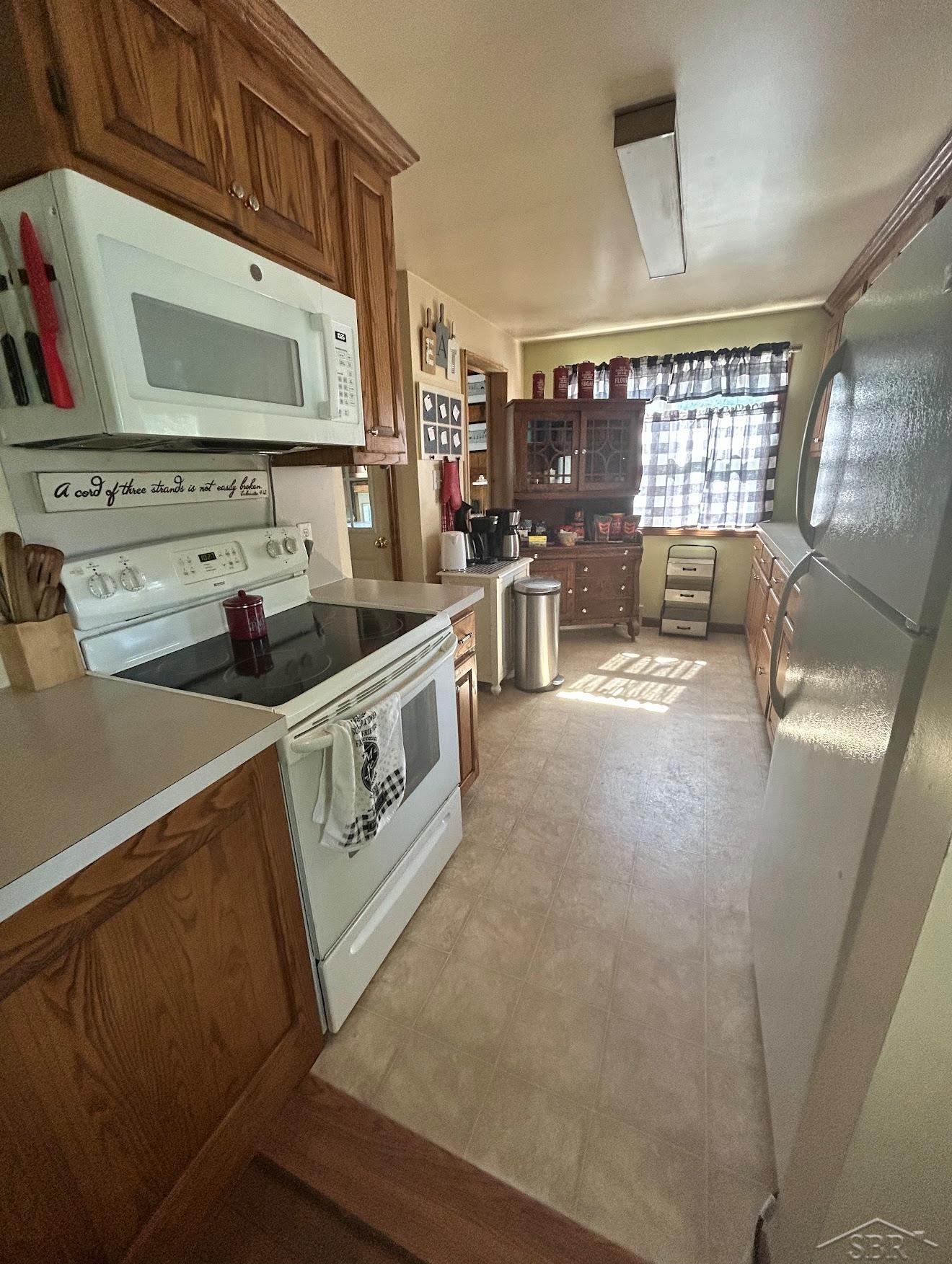659 East Sebewaing Street Sebewaing, MI 48759 - Photo 6 of 8 50182494-38400dde-f222-474e-8e2b-edd5e9dee955.JPG