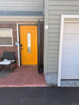 $1,700 | 249-48 148th Avenue | Rosedale