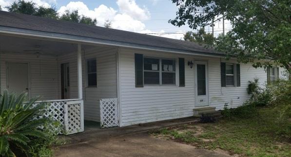 1019 Walton Road DeFuniak Springs, FL 32433 - Photo 1 of 9 front