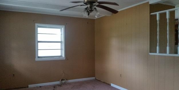 1019 Walton Road DeFuniak Springs, FL 32433 - Photo 3 of 9 Living Room