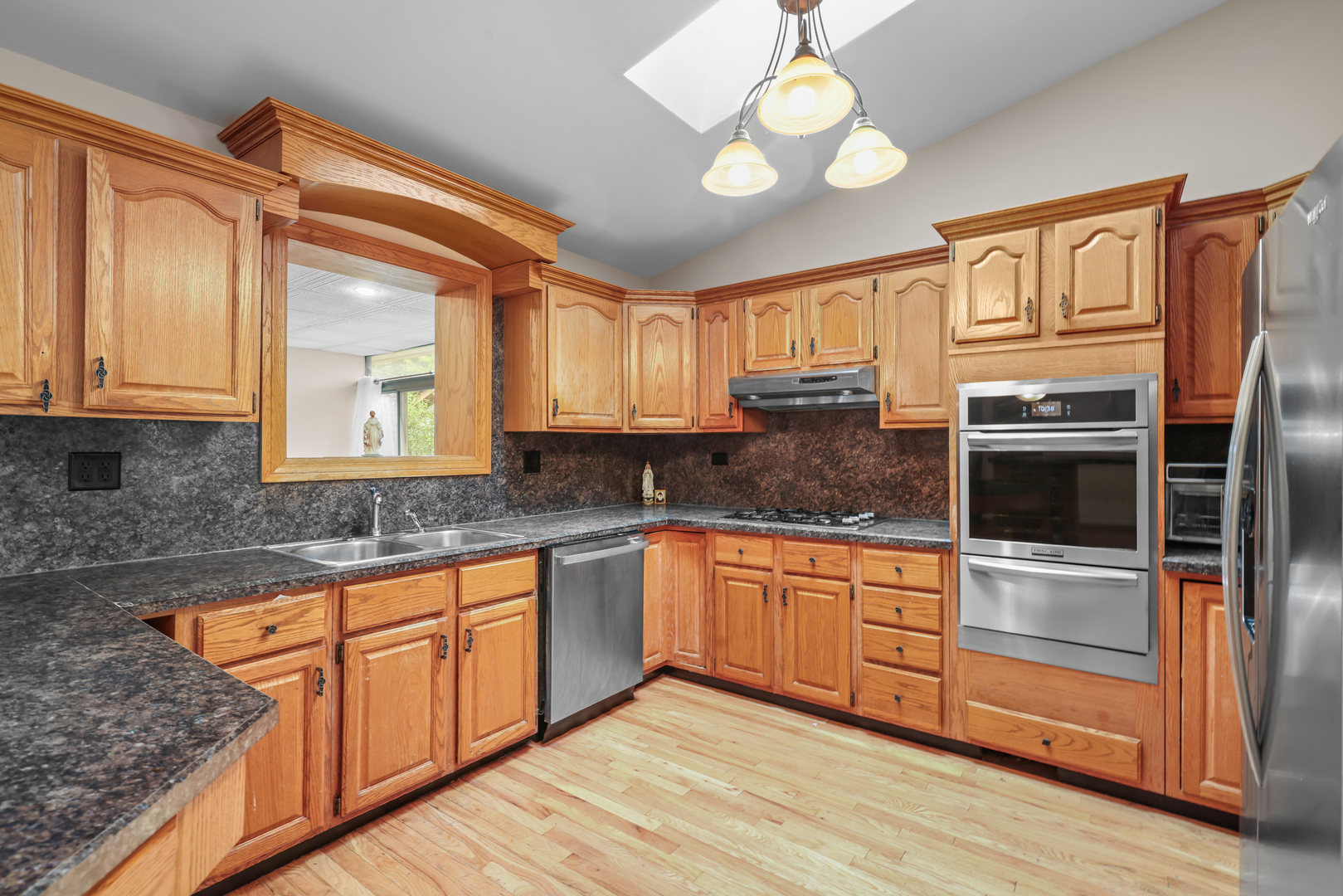317 North Marcella Road Mount Prospect, IL 60056 - Photo 14 of 34 Gallery Image 14