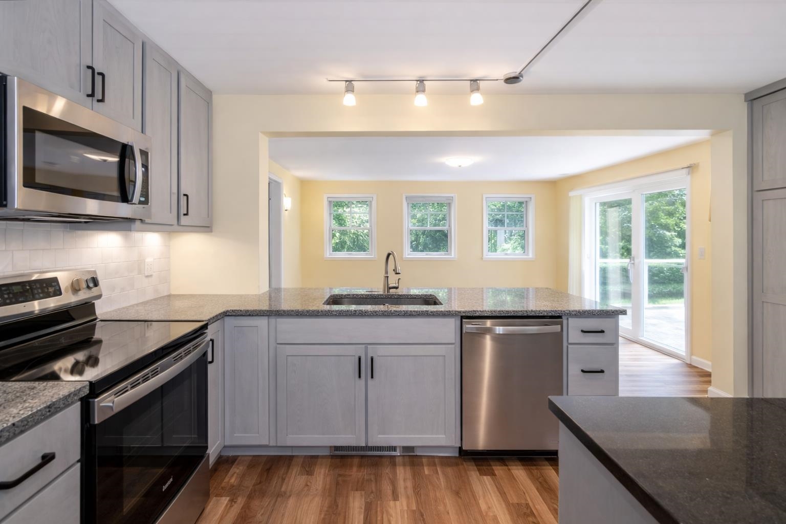 55 White Birch Drive Gilford, NH 03249 - Photo 11 of 34