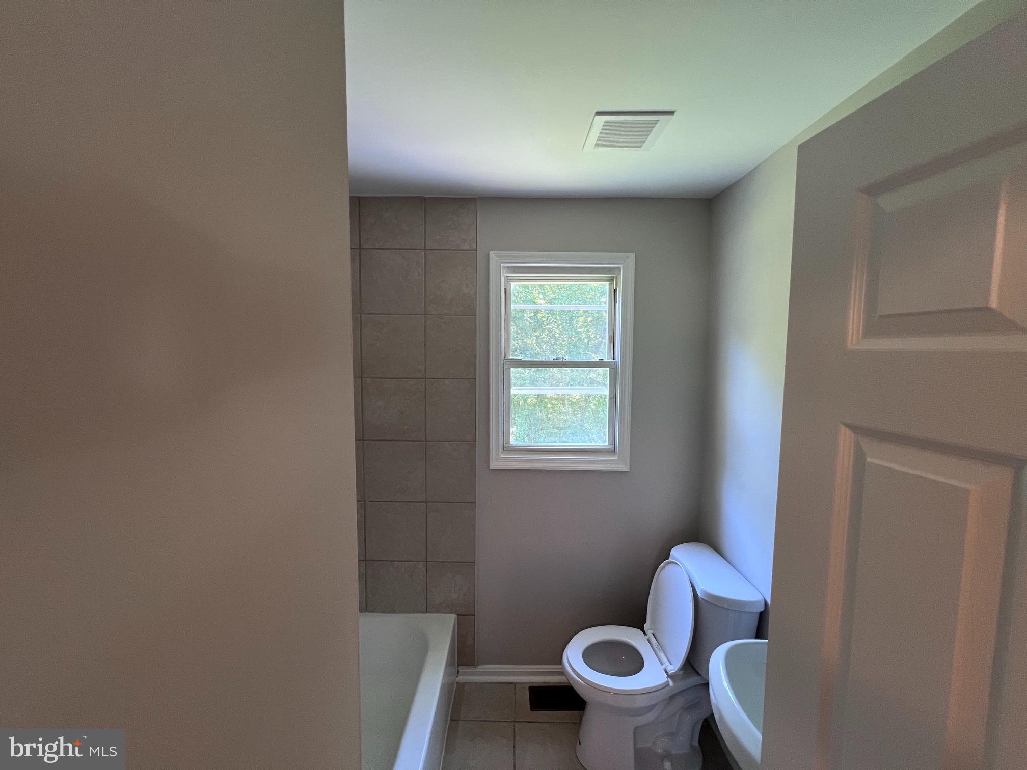 1703 Lee Road Fort Washington, MD 20744 - Photo 29 of 97