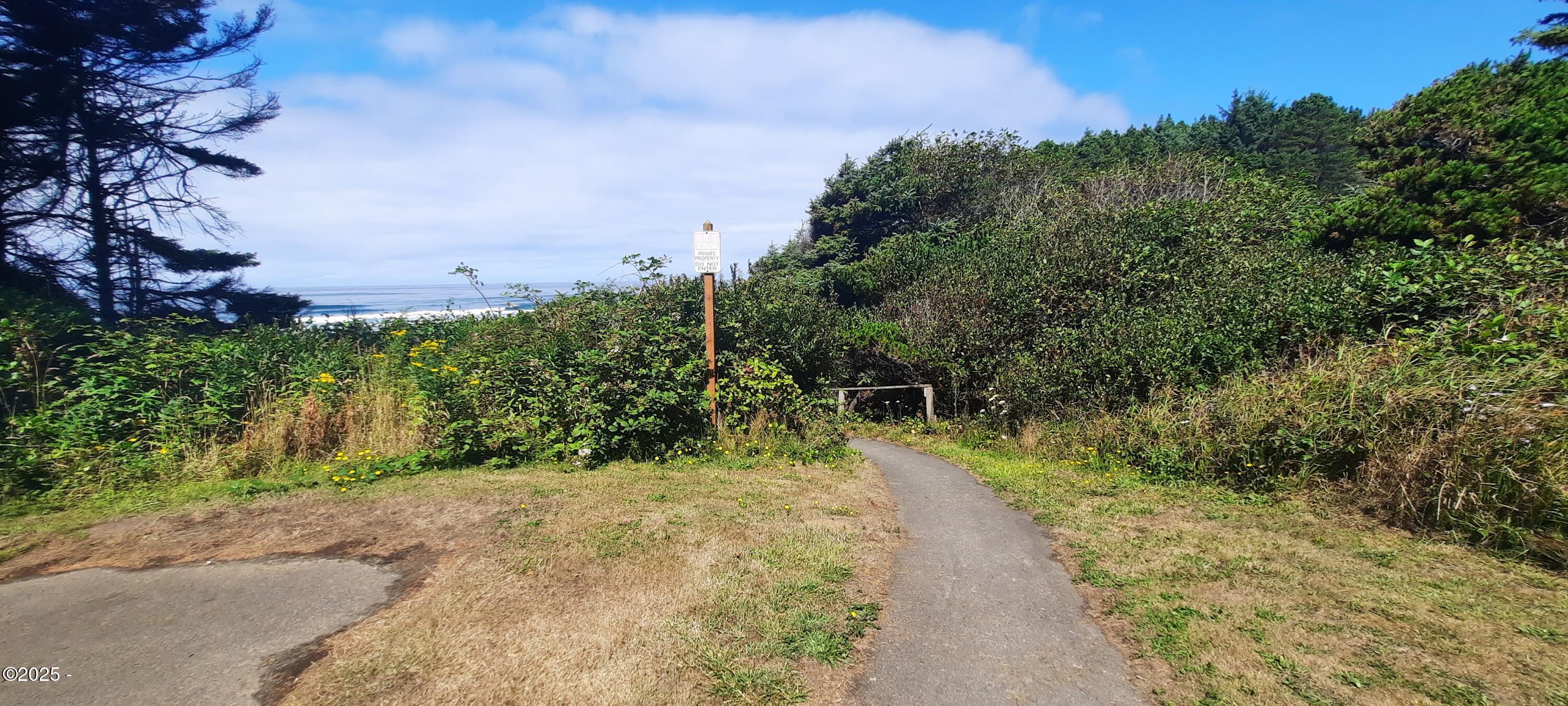 0 Southwest 82nd Street South Beach, OR 97366 - Photo 8 of 9 Beach access