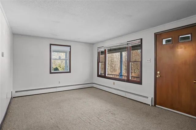 $1,900 | 35 West Wrentham Road, Unit 3, Cumberland, RI 02864