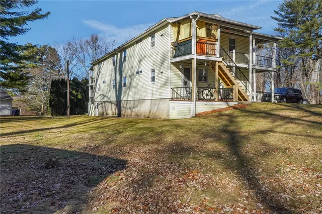 $1,900 | 35 West Wrentham Road, Unit 3, Cumberland, RI 02864