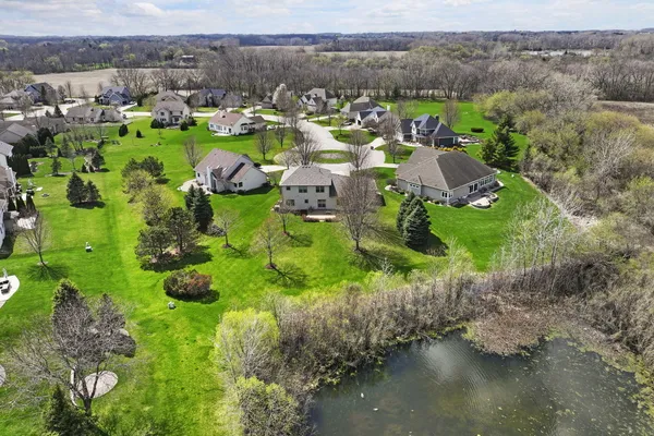 $629,900 | 10941 14th Court, Pleasant Prairie, WI 53158