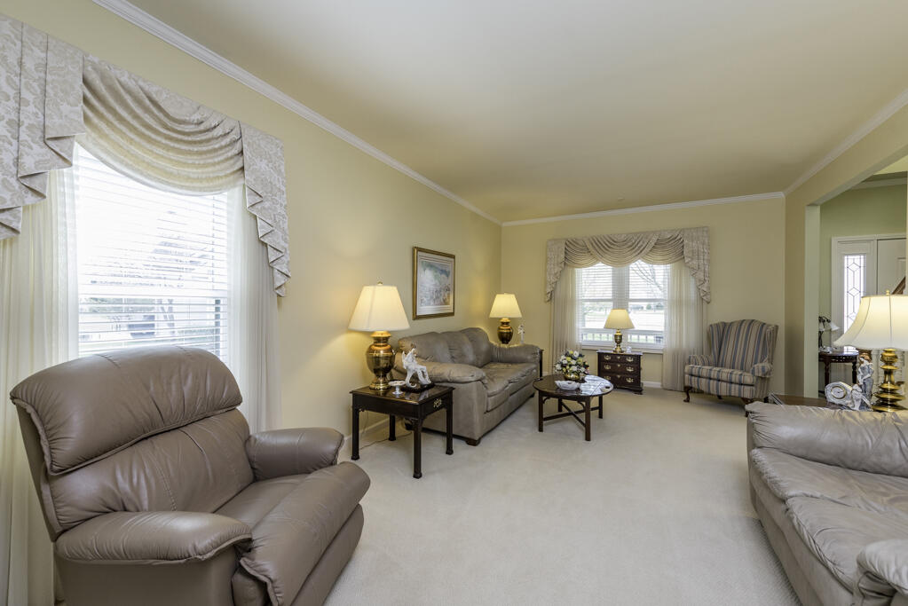 10941 14th Court Pleasant Prairie, WI 53158 - Photo 6 of 43 DSC_0387