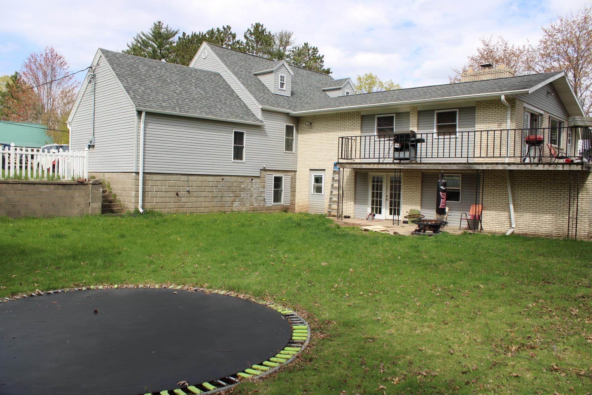 212 Highview Avenue Shawano, WI 54166 - Photo 11 of 21