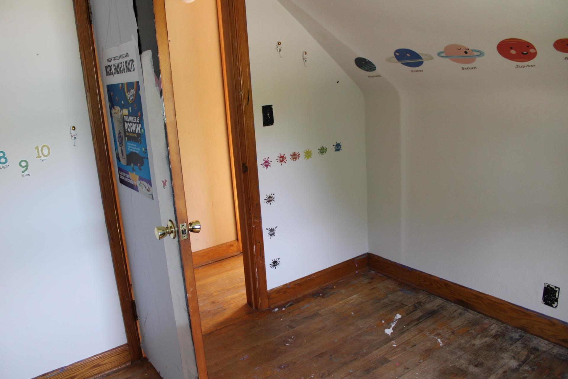 212 Highview Avenue Shawano, WI 54166 - Photo 3 of 21
