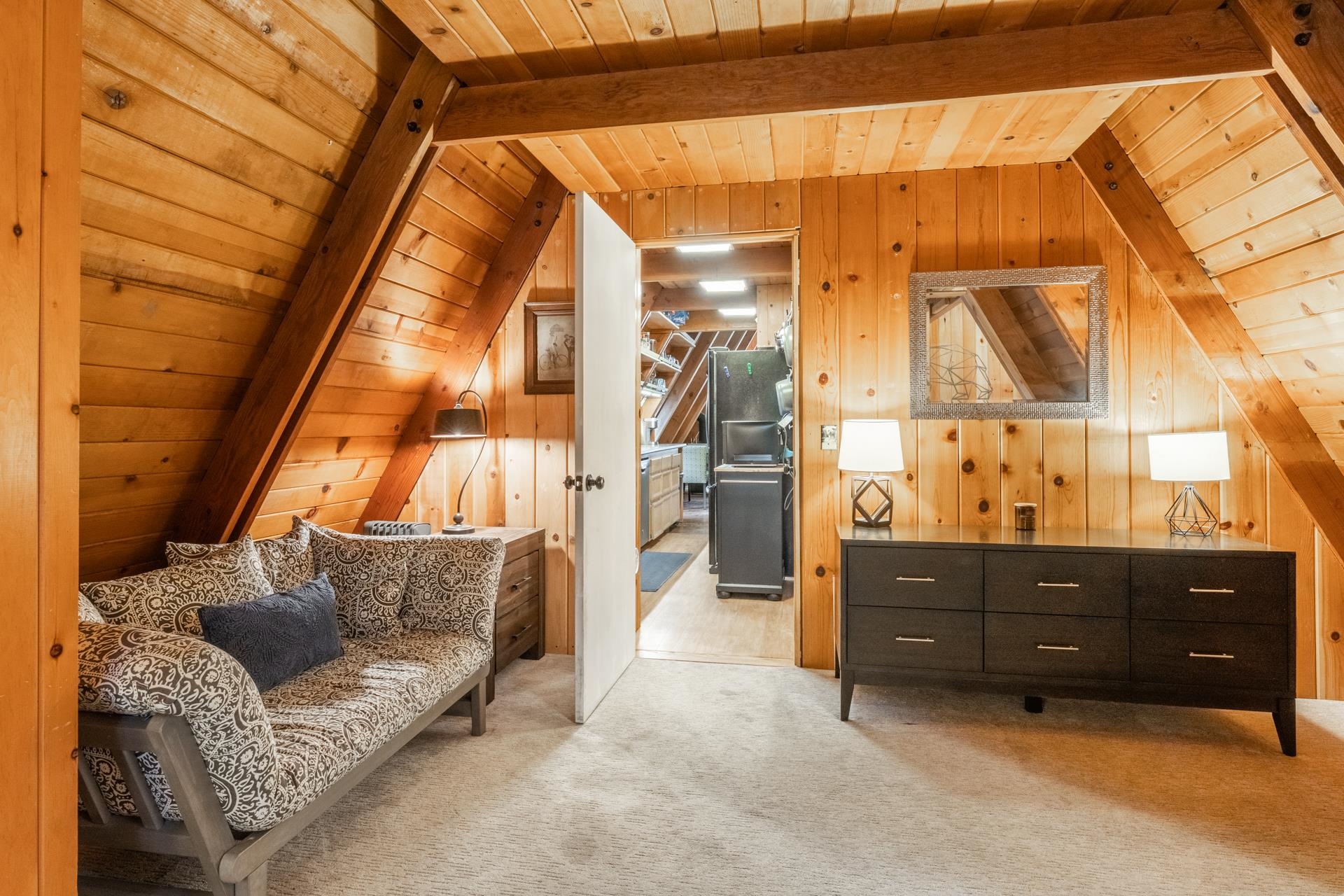 207 Joaquin Road Mammoth Lakes, CA 93546 - Photo 25 of 37