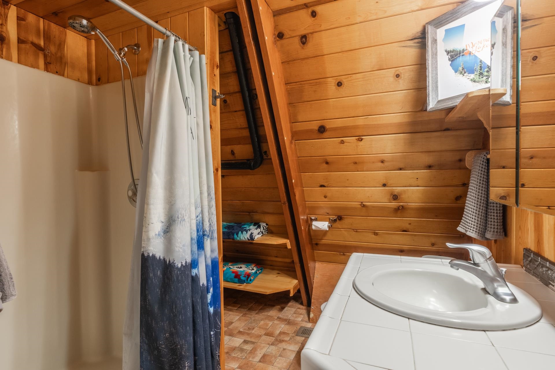 207 Joaquin Road Mammoth Lakes, CA 93546 - Photo 26 of 37