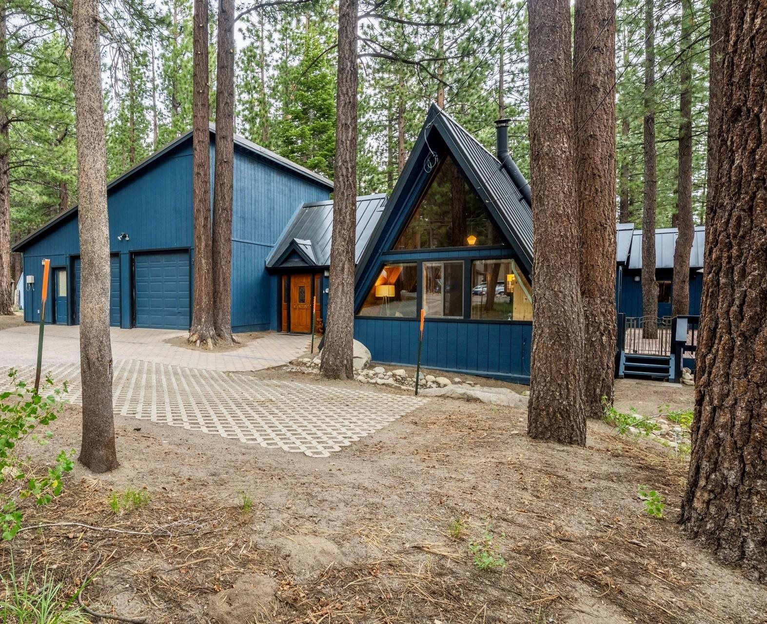 207 Joaquin Road Mammoth Lakes, CA 93546 - Photo 3 of 37