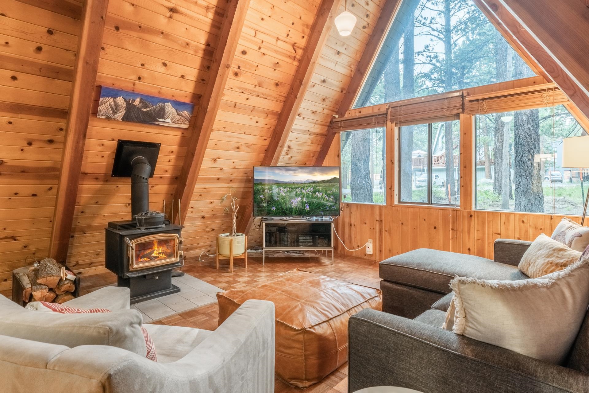 207 Joaquin Road Mammoth Lakes, CA 93546 - Photo 7 of 37