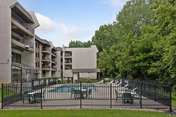 $120,000 | 4680 Tower Street Southeast, Unit 309, Prior Lake, MN 55372