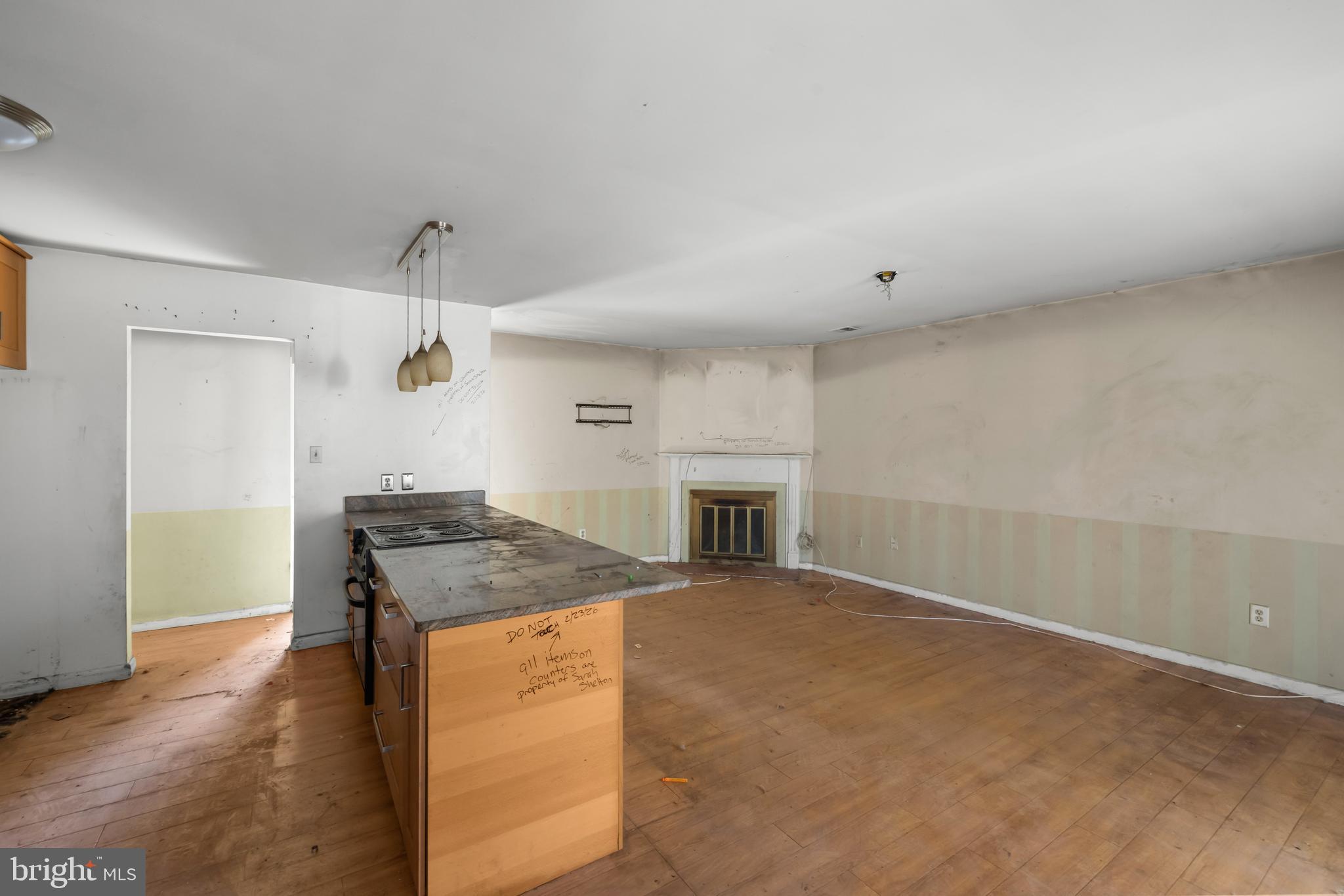 11308 Geddys Court Reston, VA 20191 - Photo 6 of 16