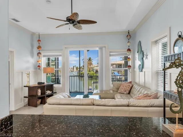 $899,500 | 366 Angler Drive, Unit 1602, Goodland, FL 34140