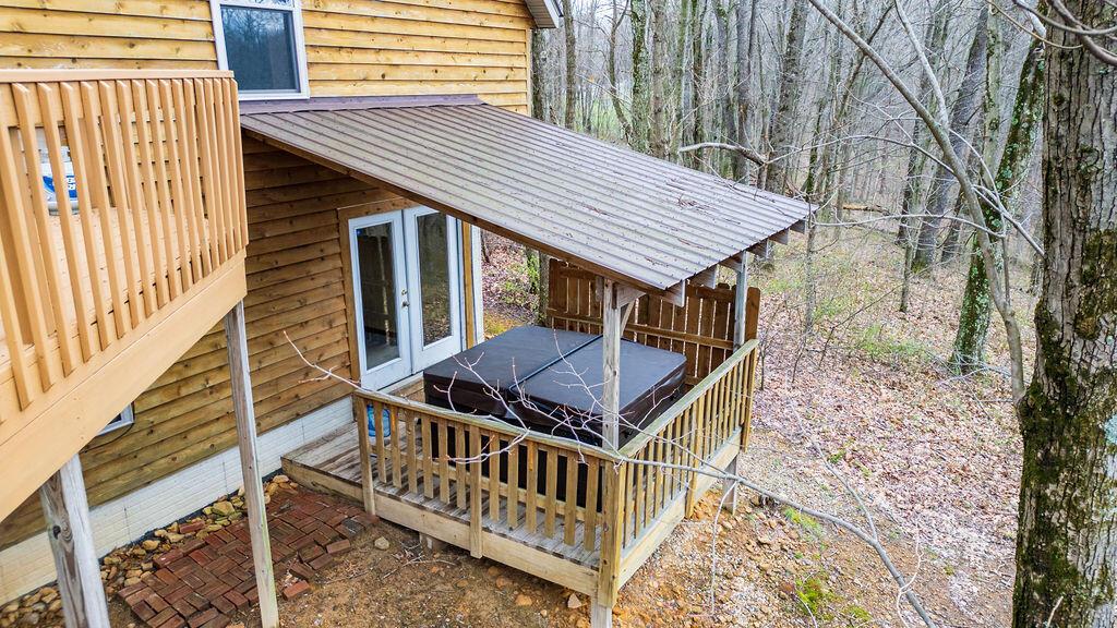 12683 Jack Run Road Lancaster, OH 43130 - Photo 26 of 35 Hottub Relaxation!