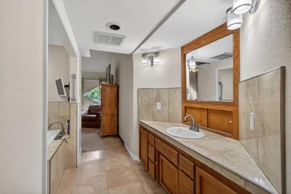 $824,500 | 7731 Winding Way, Fair Oaks, CA 95628