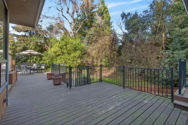$824,500 | 7731 Winding Way, Fair Oaks, CA 95628