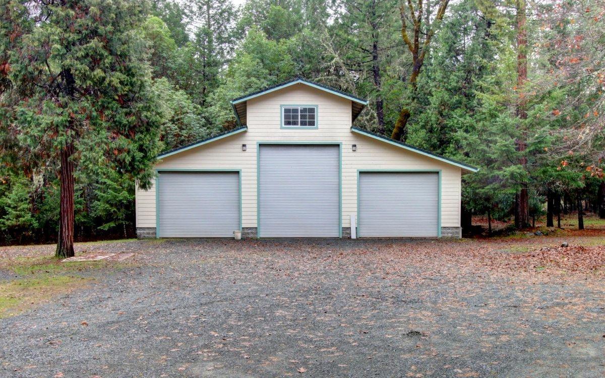 2101 Queens Branch Road Rogue River, OR 97537 - Photo 2 of 25 Additional Photo