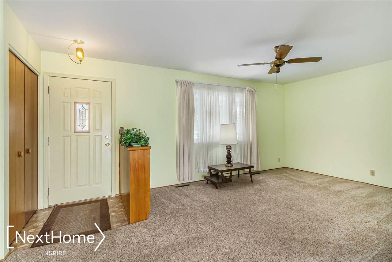 9173 Potter Road Flushing, MI 48433 - Photo 8 of 33