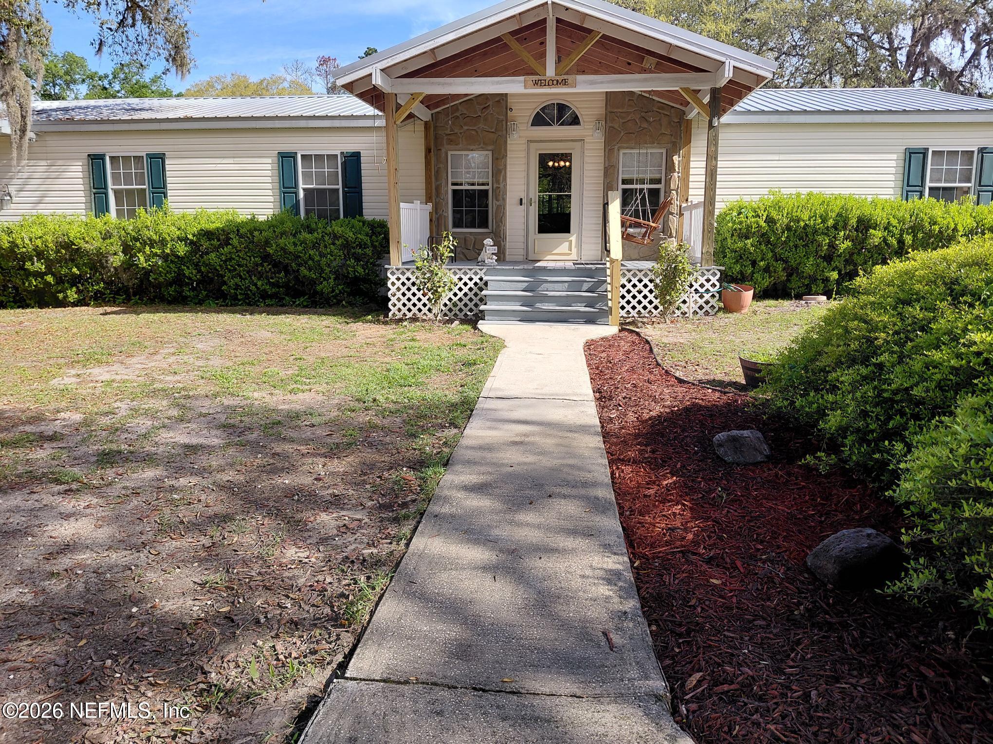 118 Robin Road Pomona Park, FL 32181 - Photo 5 of 40 118 Entrance