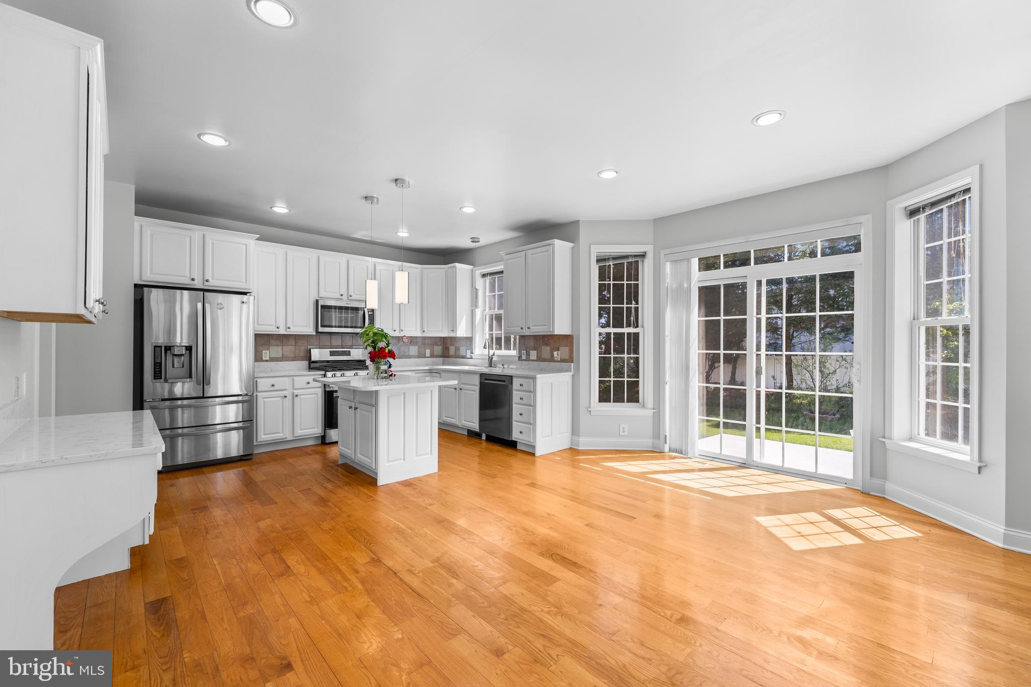 271 Squire Lane Lititz, PA 17543 - Photo 3 of 29