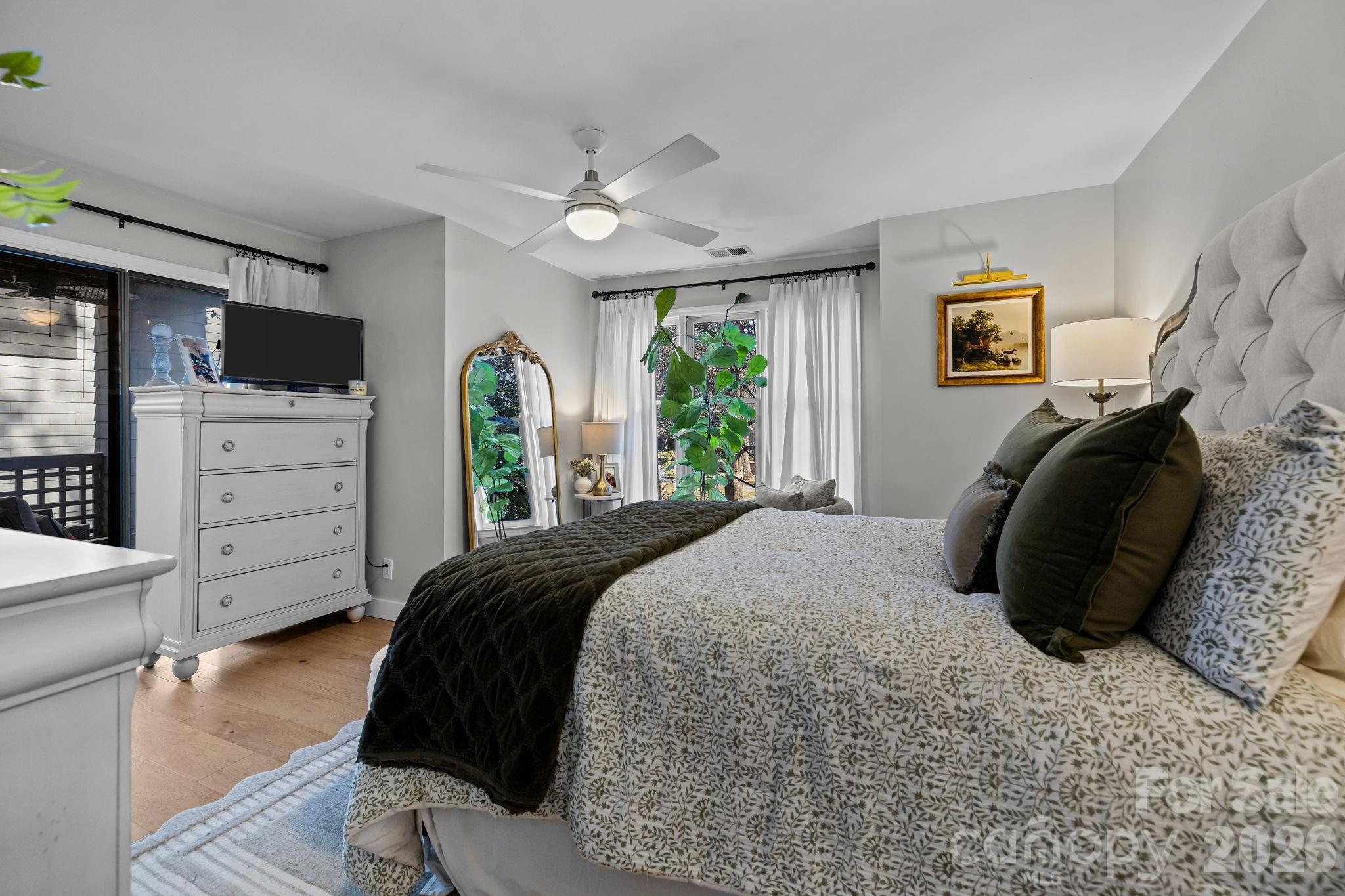 318 Queens Road, Unit 11 Charlotte, NC 28204 - Photo 14 of 35