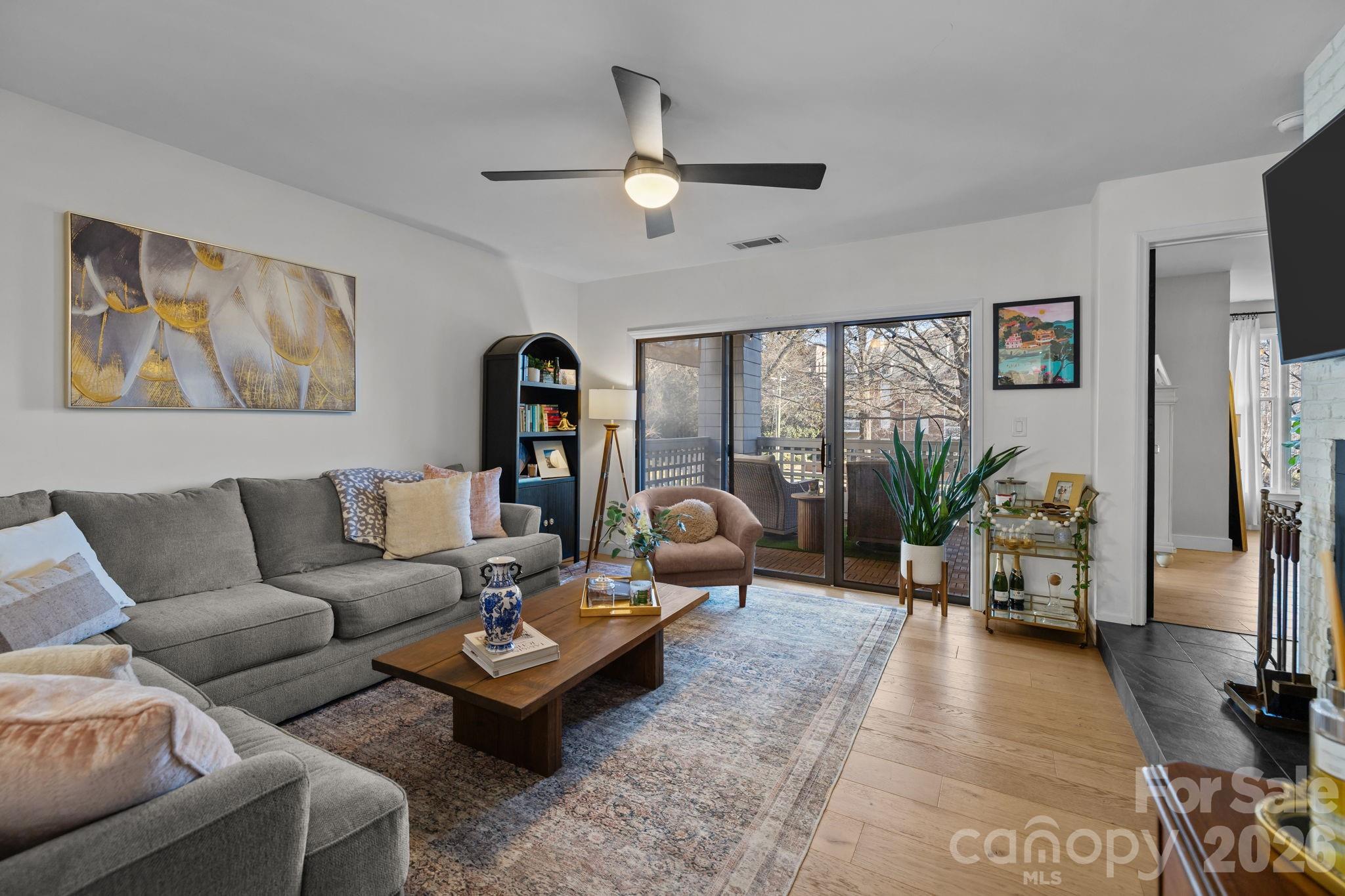 318 Queens Road, Unit 11 Charlotte, NC 28204 - Photo 5 of 35
