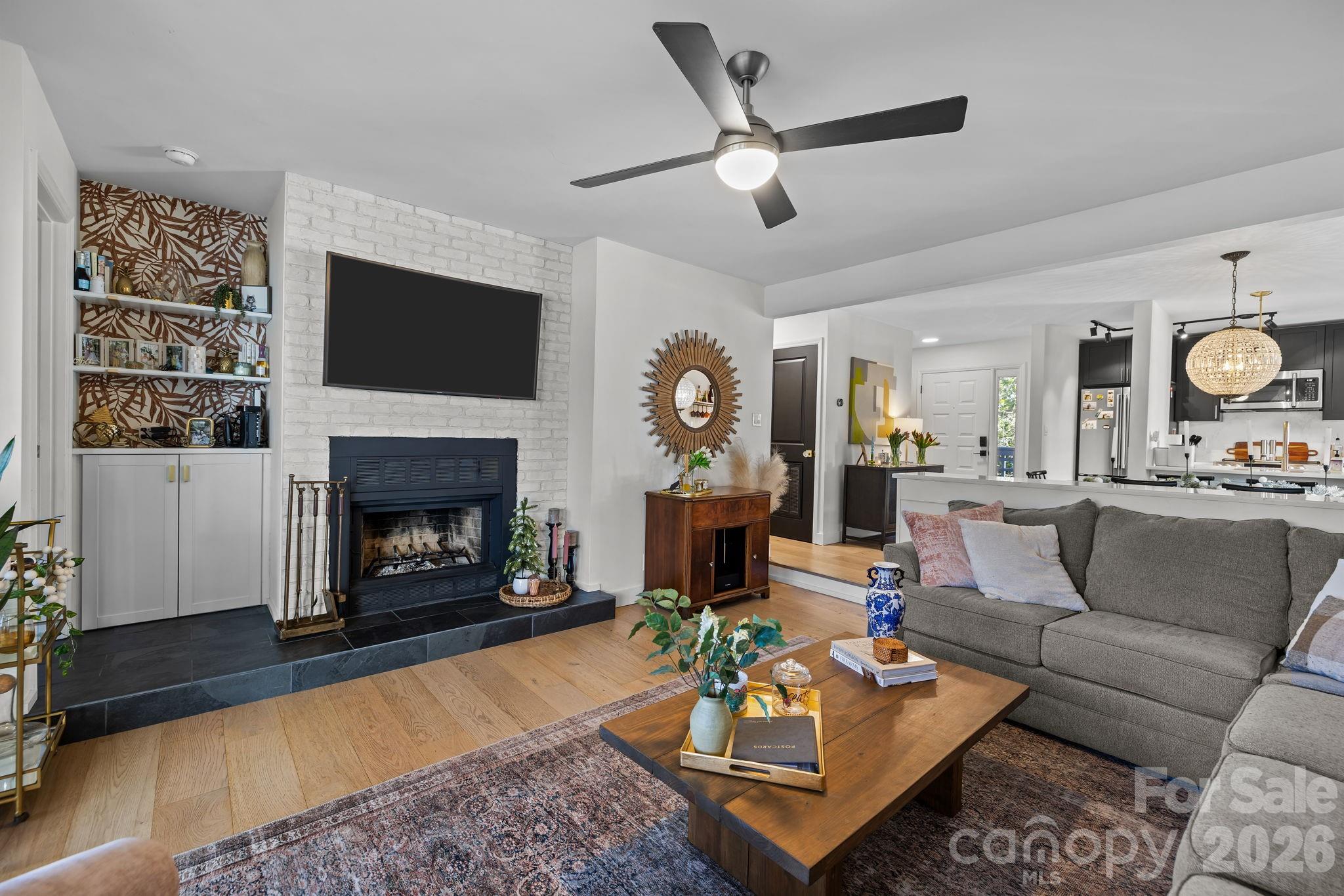 318 Queens Road, Unit 11 Charlotte, NC 28204 - Photo 5 of 35