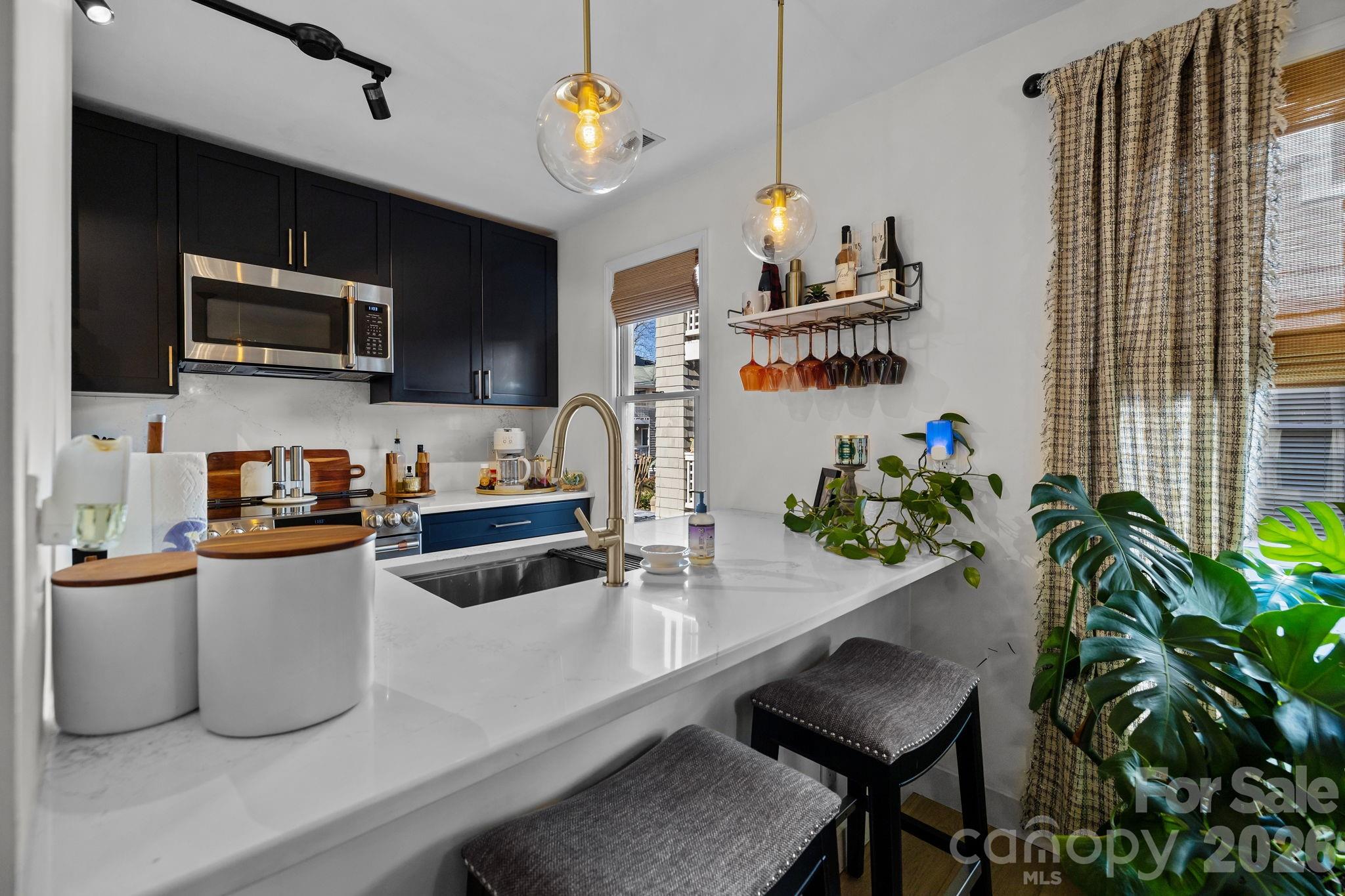 318 Queens Road, Unit 11 Charlotte, NC 28204 - Photo 10 of 35