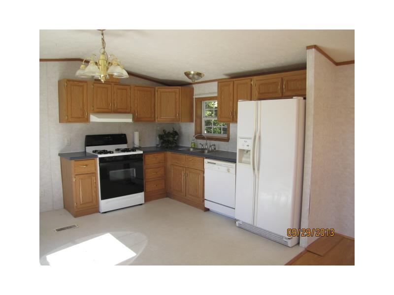 116 Vanner Road Washington, ME 04574 - Photo 8 of 19 Kitchen.