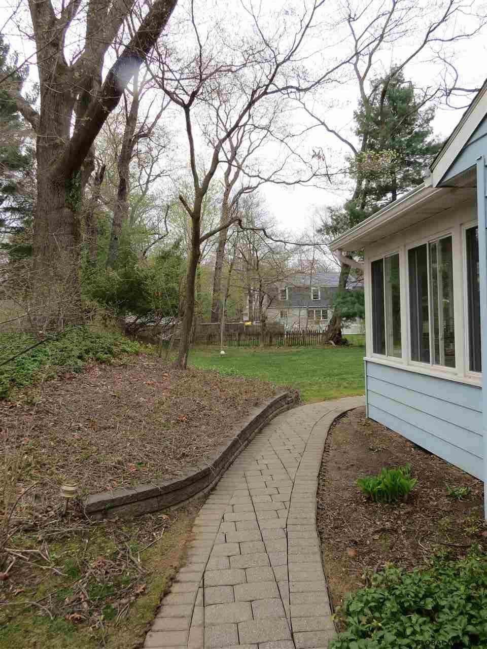 41 Dykeman Road Bethlehem, NY 12054 - Photo 18 of 21 Photo 18