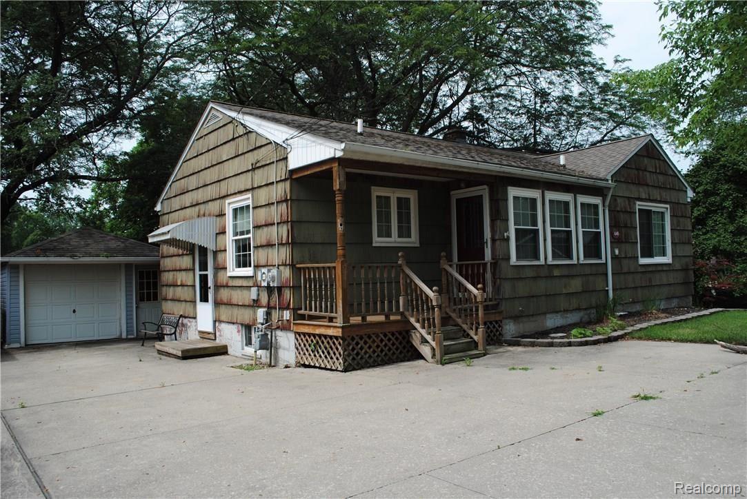 2445 North Custer Road Monroe, MI 48162 - Photo 2 of 16 DSC_0476.JPG
