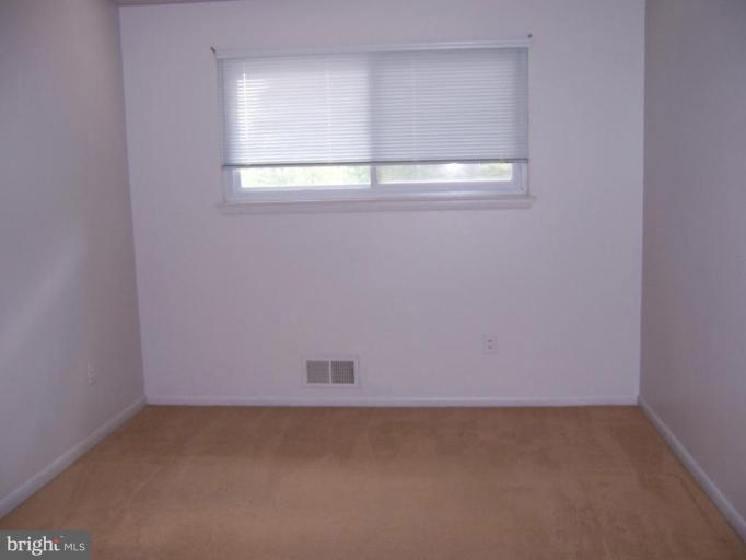 302 Sisson Street Silver Spring, MD 20902 - Photo 12 of 30 Bedroom #2